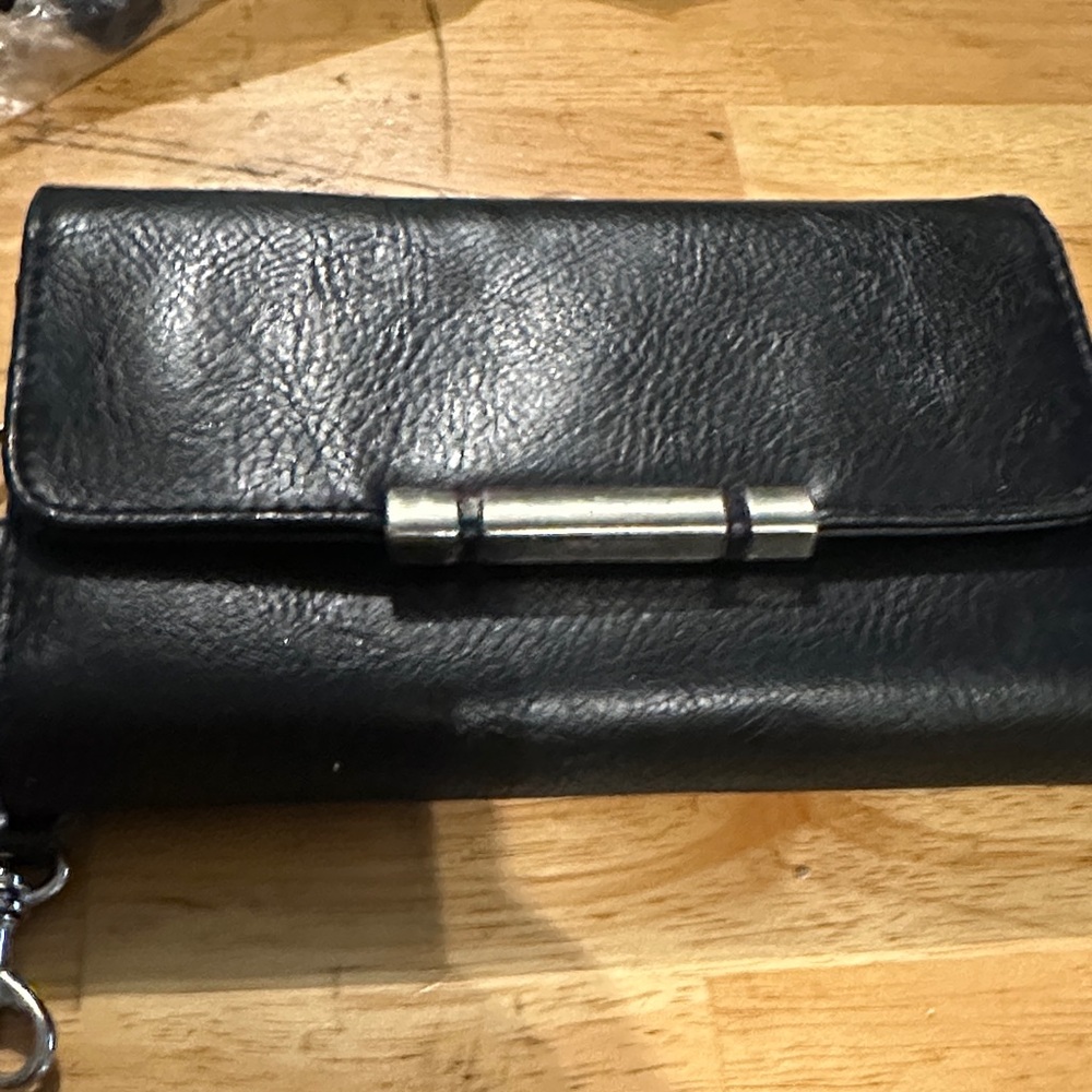 Chic Black Leather Wallet